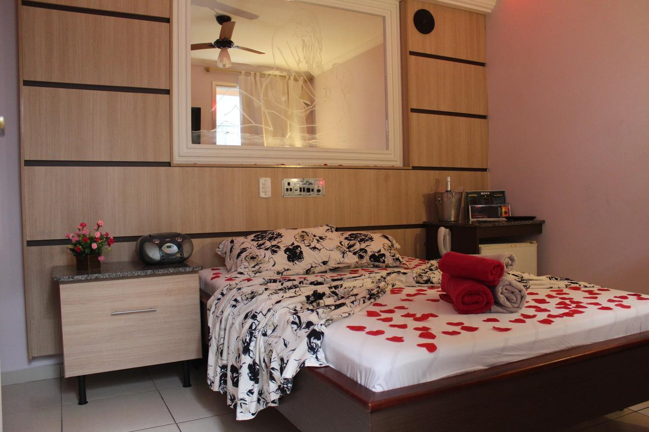 Motel Paradise (Adults Only) Sao Jose dos Campos Exterior photo